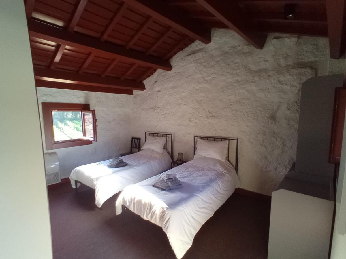 Quinta Pousada De Fora Wines & Tourism Guimarães Værelse billede