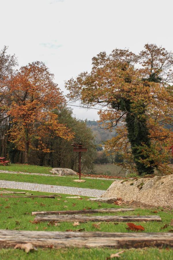 Quinta Pousada De Fora Wines & Tourism Guimarães Eksteriør billede
